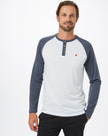 Image of product: T-shirt sans col classique à manches longues pour hommes